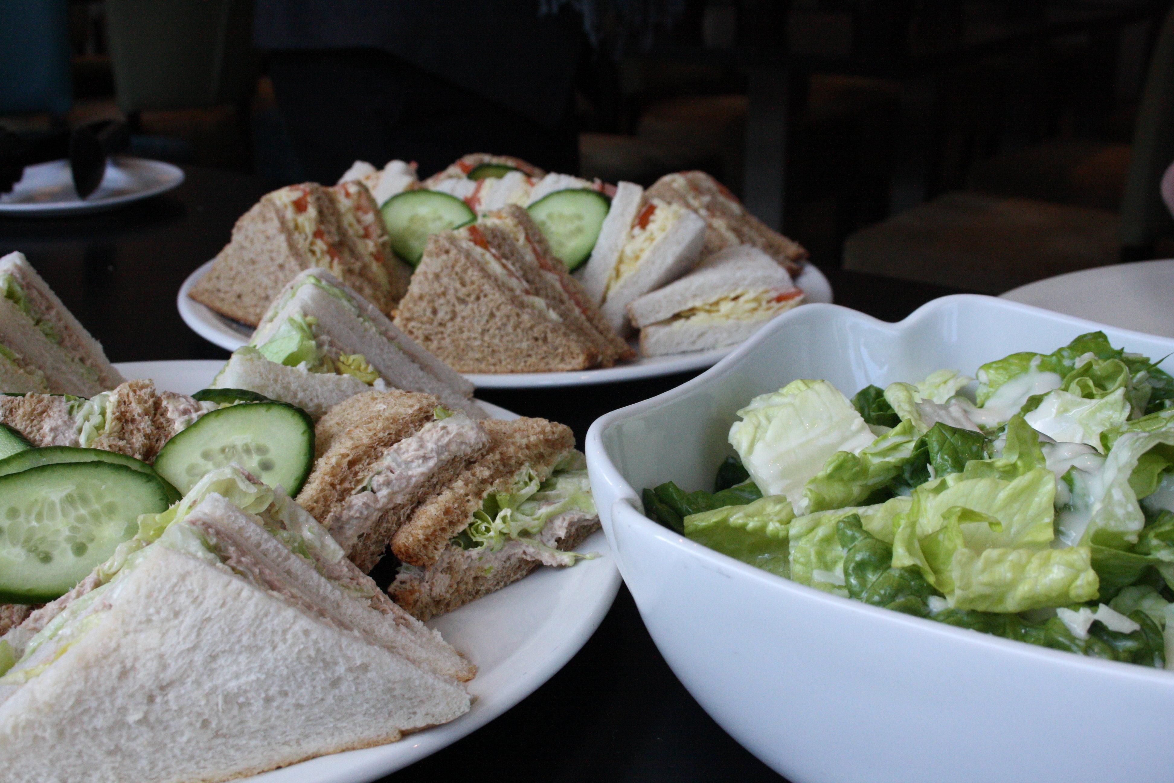 Holiday Inn Express London Stratford By Ihg Bagian luar foto